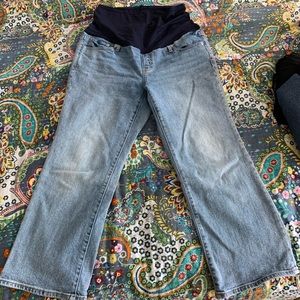 Gap maternity cropped pants